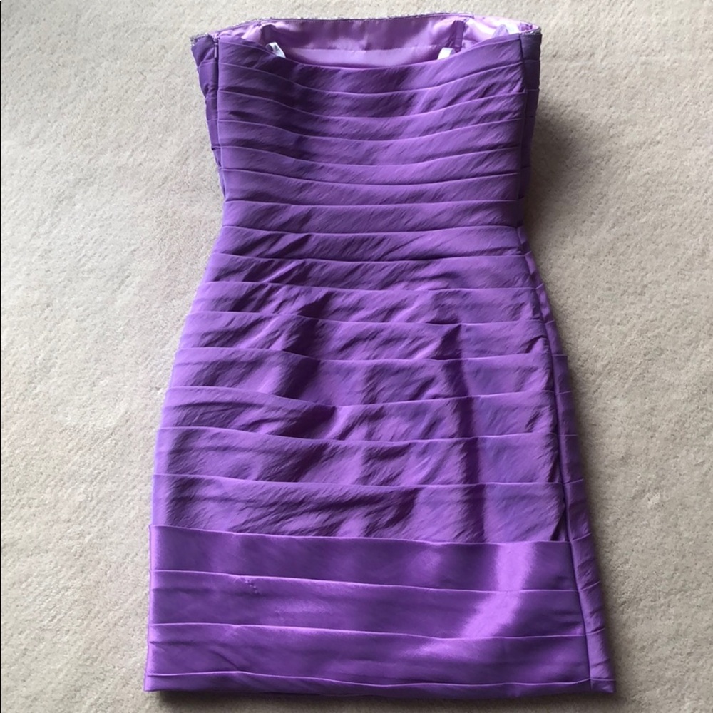 ONLY WORN ONCE! Tony Bowls Purple Strapless Dress - Picture 4 of 7